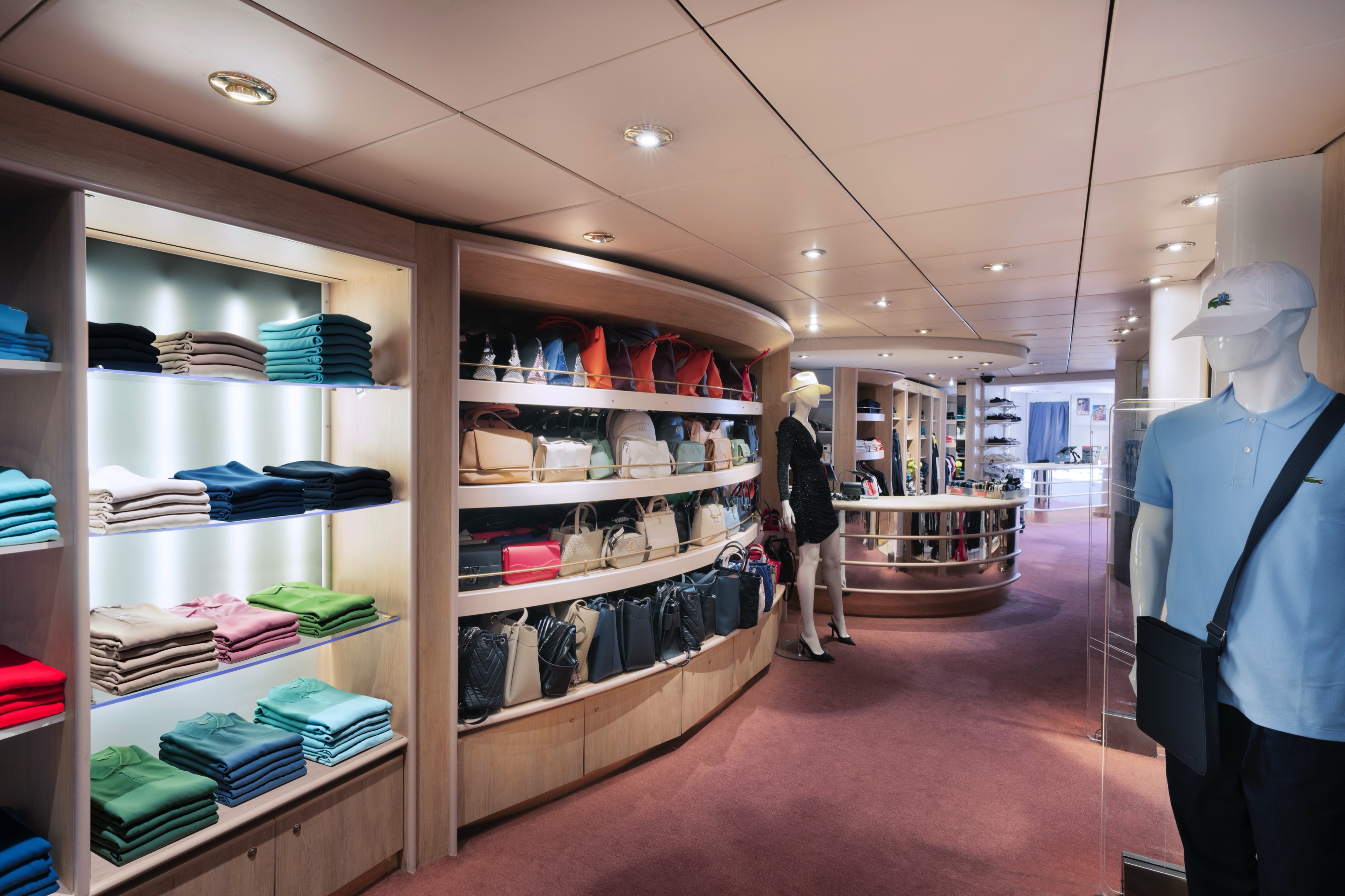 MSC Lirica - Shops